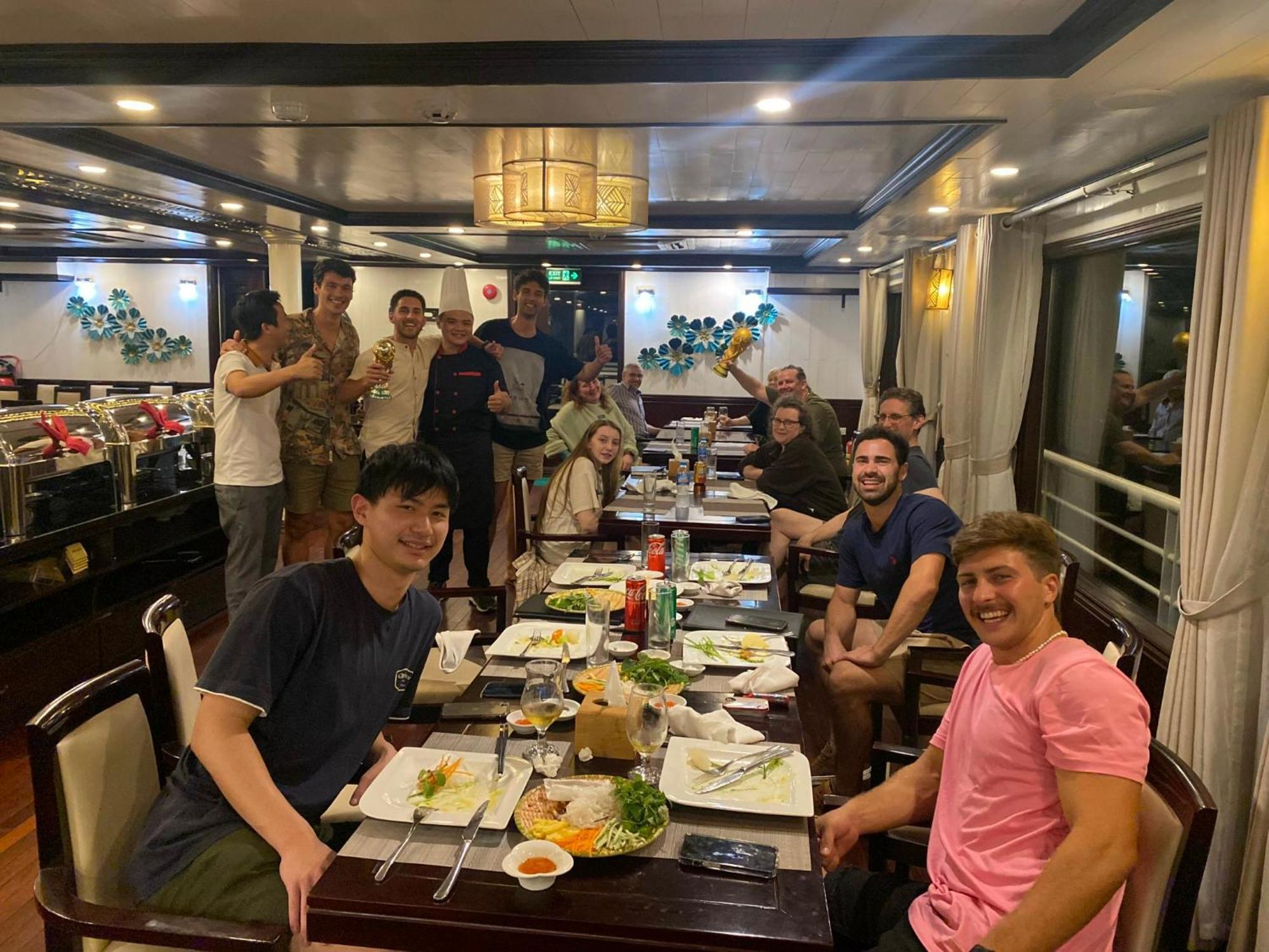 下龍 Halong Sapphire Cruises酒店 外观 照片